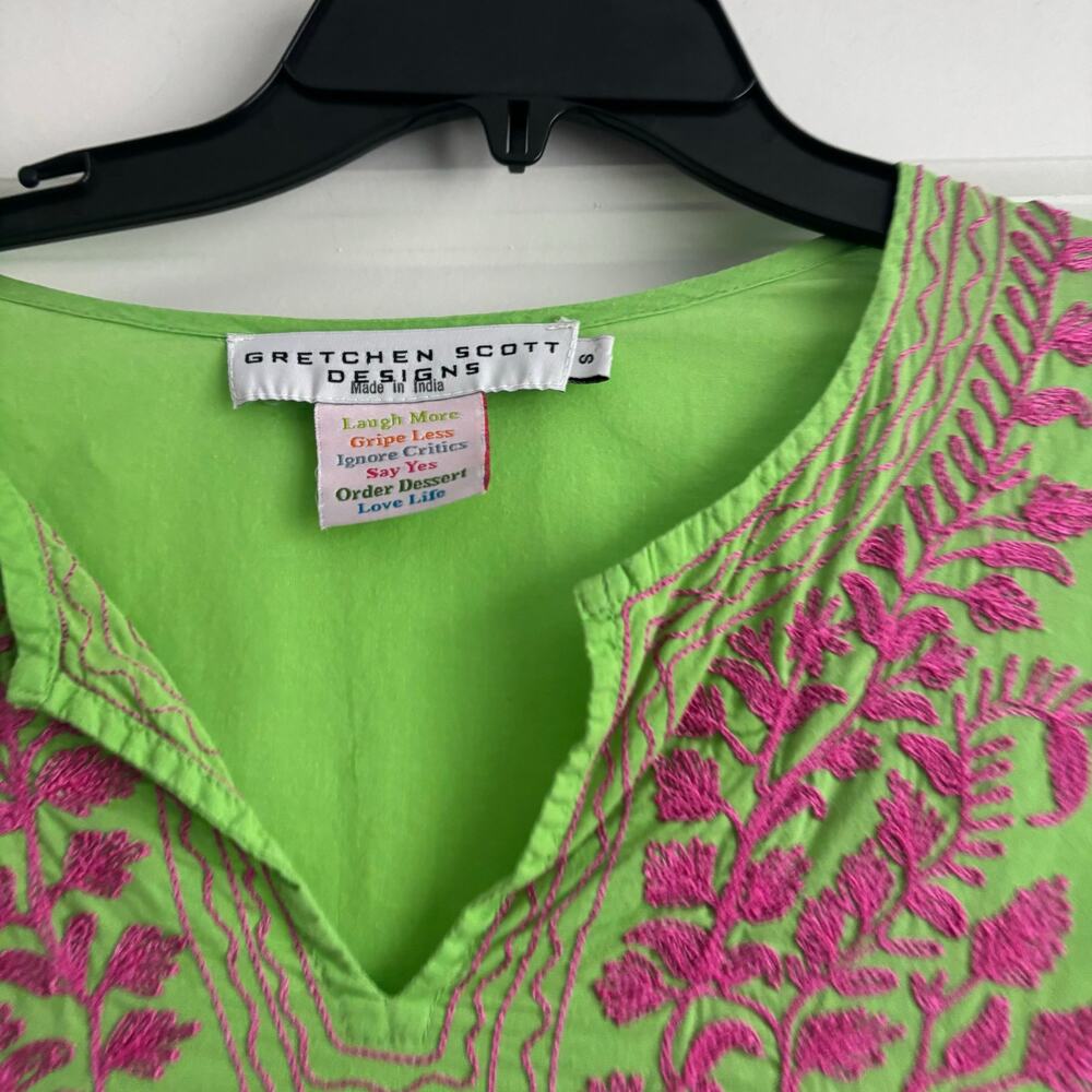 Gretchen Scott Embroidered Tunic Top Sz S Green Pink Cotton 3/4 Sleeve Coastal - Picture 7 of 9